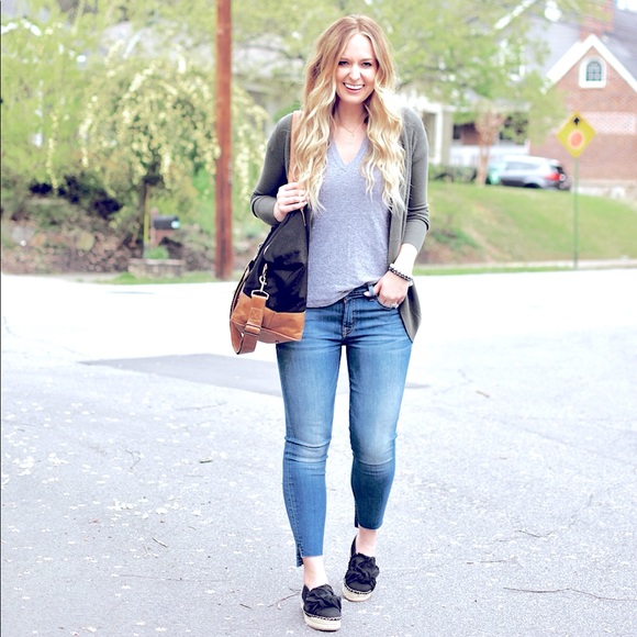 🖤🎀Sam Edelman Comfy Chic ‘Lynda’ Black Leather Bow Slipons Mules 7.5 🎀🖤 - Picture 2 of 16